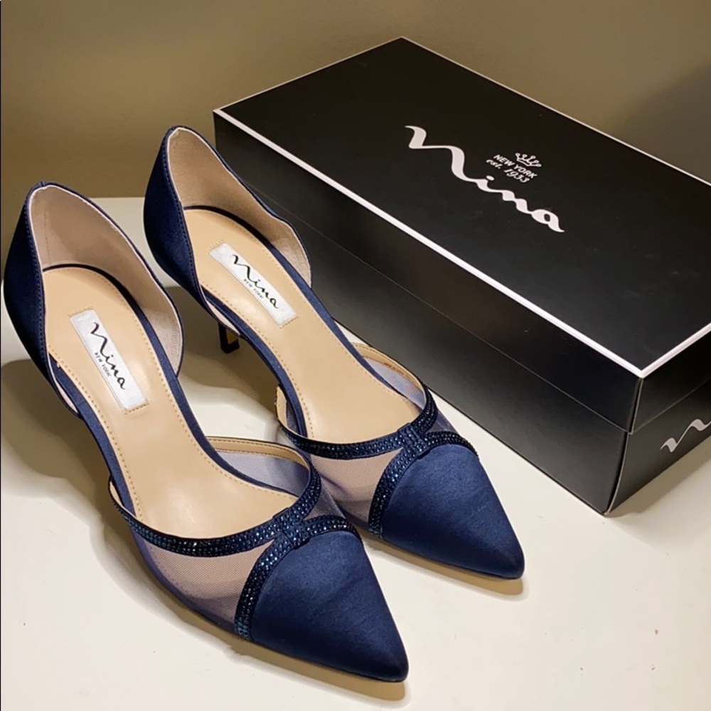 Dressy pumps